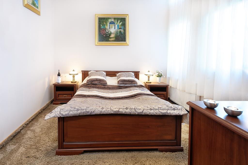 Apart Hotele Częstochowa Quarto foto